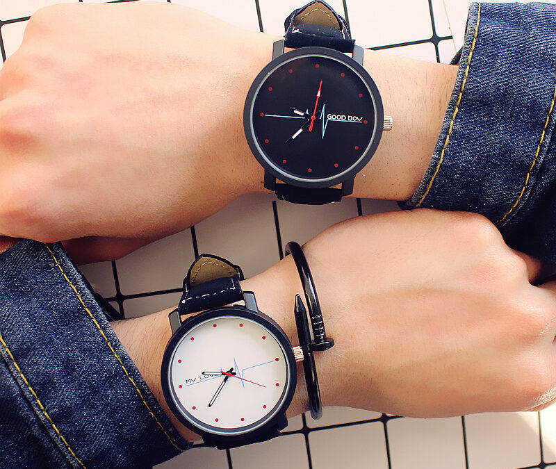 Student men and women couple watches